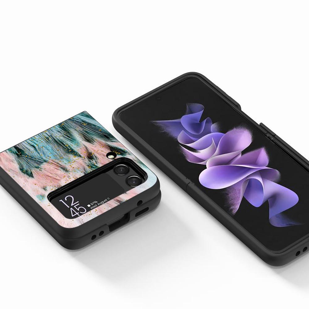 Ginkgo Biloba L. Flower Luxury Gold Foil Art Case for Samsung Galaxy Z Flip3 5G Flip4 Black Hard Phone Cover Flip 3 Shell Zflip3