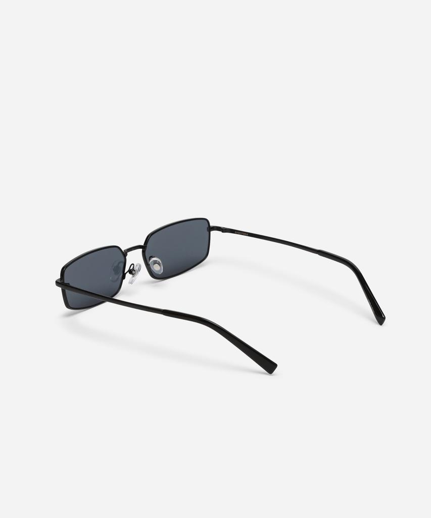 Neotelia Biyani · S-Black