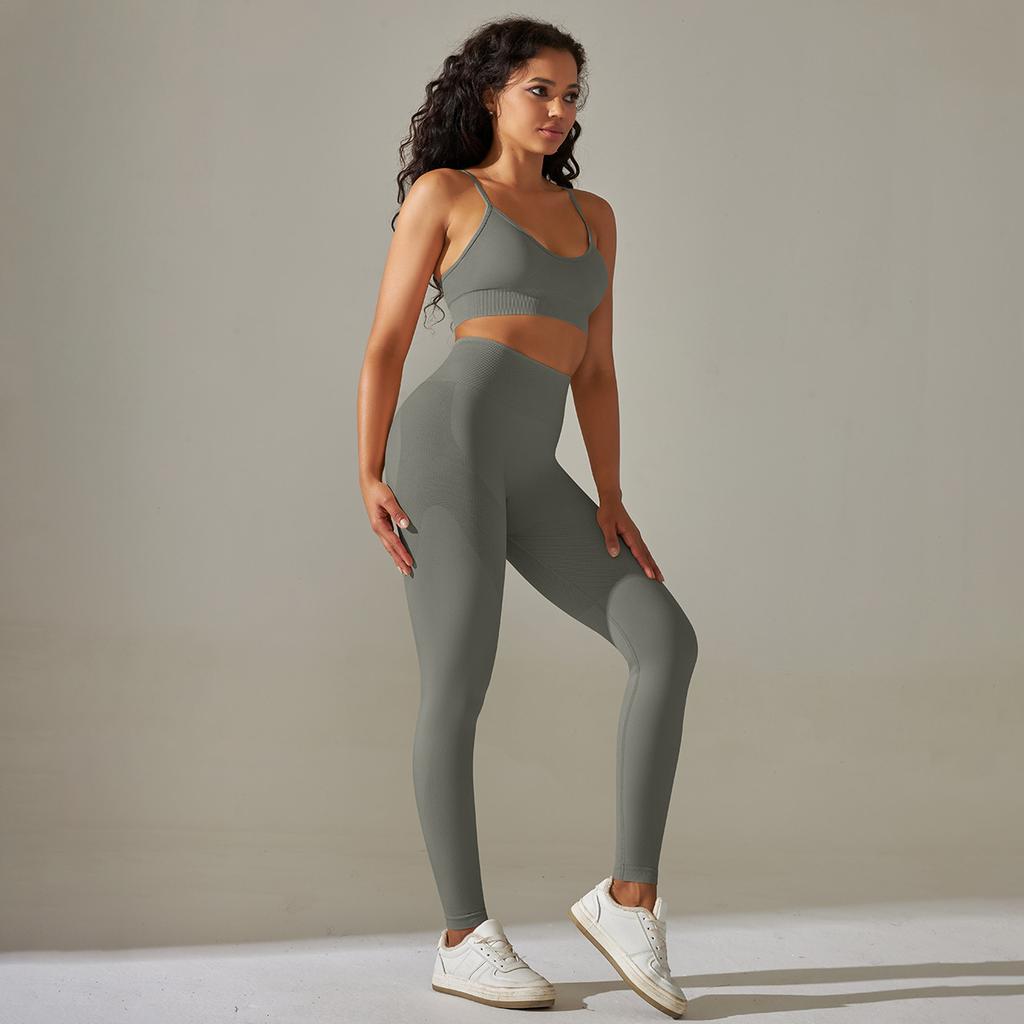 European and American seamless knitted solid color beautiful back, abdomen and hip lift underwear, yoga suit, running fitness nine-point pants
