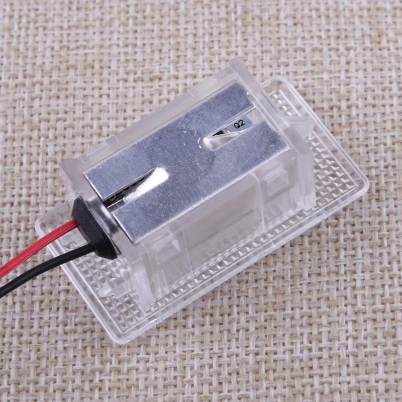 1 Par de Luz LED para Compartimento de Mala Interior Lâmpada de Carga para Porta-malas DC 12V 3W 6136623 Compatível com Ford C-MAX Cougar Escort Figo Fiesta Focus