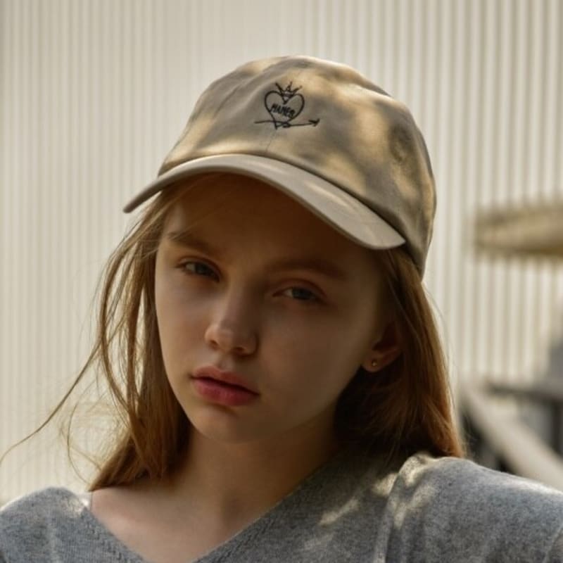 

MANES Heartmande Baseball Cap (3color) White