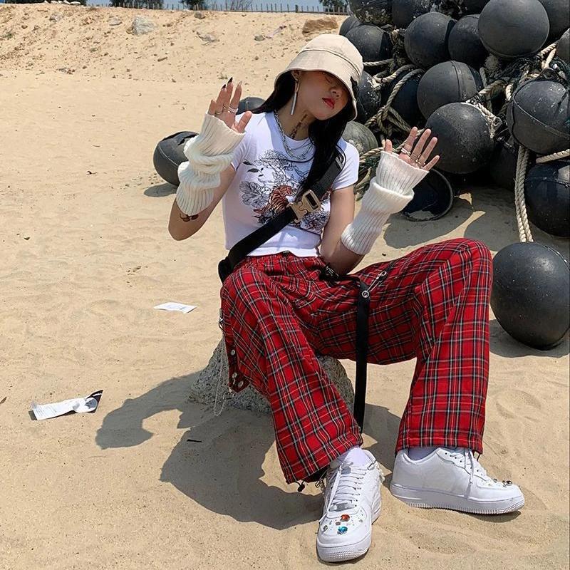 Pantaloni cu carouri Femei Imbracaminte de strada japoneza Punk Pantaloni Cargo Femei Lanț hippie Harajuku Indie Y2K Estetică Hip Hop