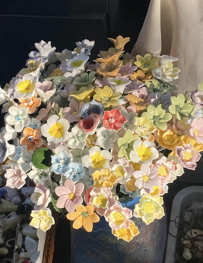 Handmade High-Temperature Ceramic Flower Bouquet Ornament