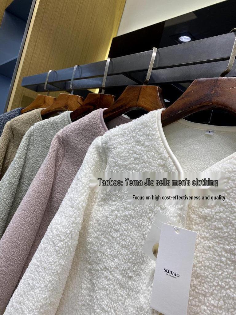 Japanese Designer Women's Imitation Lambswool Fleece Cardigan - Trendy Round Neck Warm Outerwear.