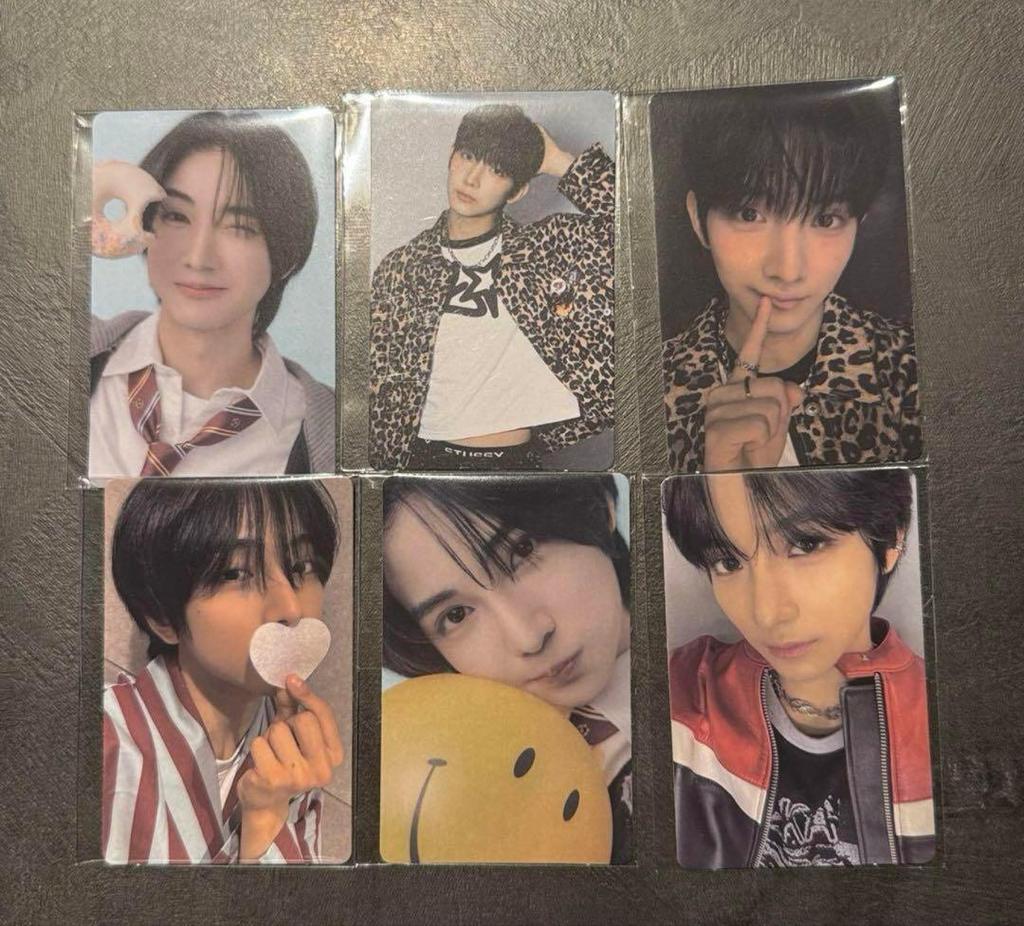 [USED] Junil Voicepla 2 Archive Exhibition Pop-up Venue Trading Card Complete