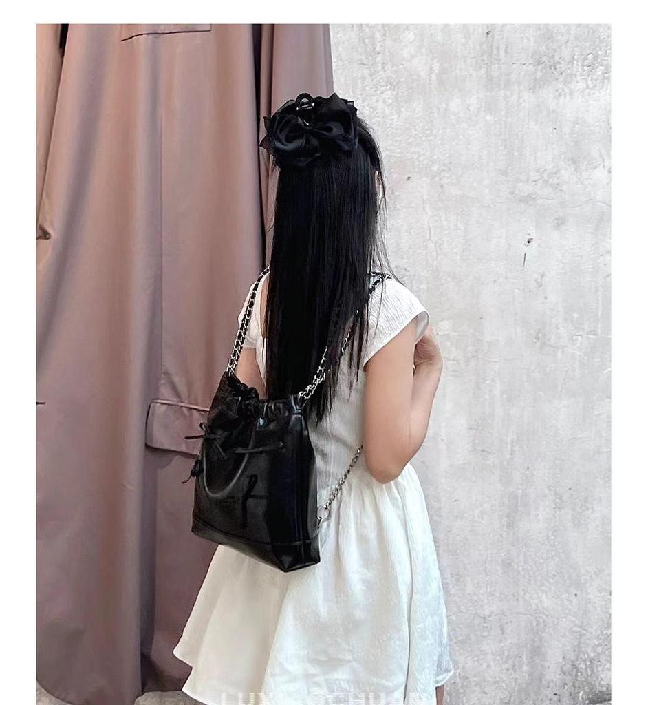 Y2K Drawstring Bow Bag: Soft Leather, Large Capacity, Cute Versatile Shoulder Commuter Bag (2025)