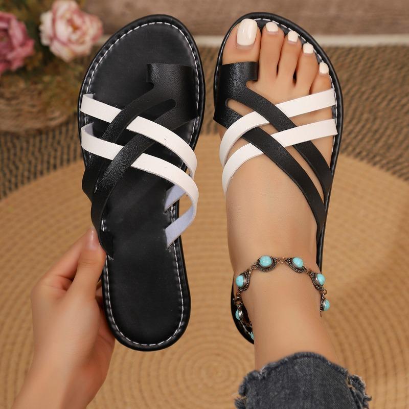 Flat-bottomed Slip-on Women's New Style Simple and Versatile Beach Shoes Devotion