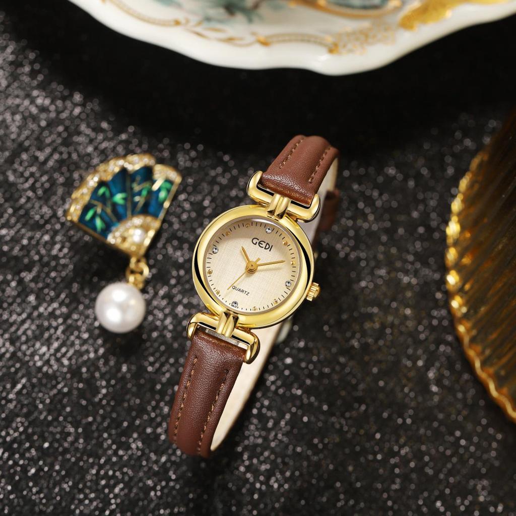 Gedi Retro-Style Women's Thin Quartz Watch with Cloth Pattern and Genuine Leather Strap