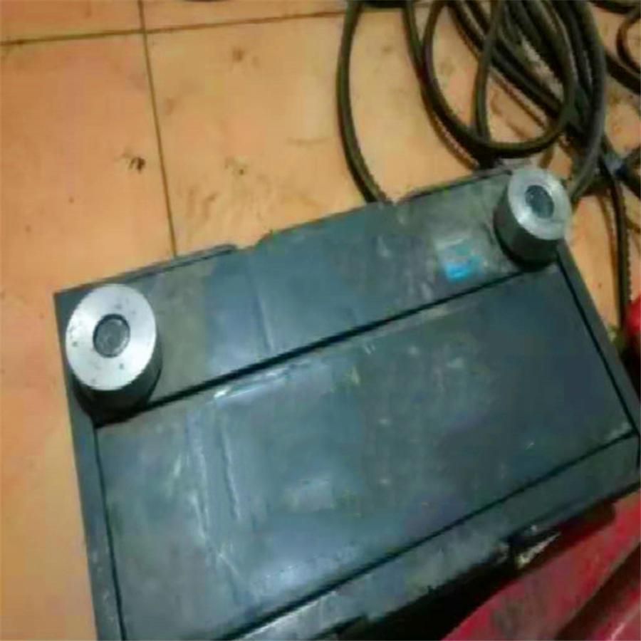 New 2pc Car Battery Post Pile Connector Terminal Block Wiring Welding Mold 18MM/16MM