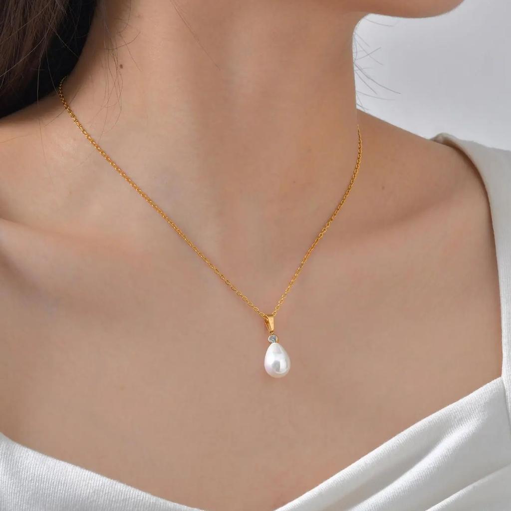 Exquisite Zircon Imitation Pearl Pendant Necklace for Women,Gold Color Stainless Steel Water Drop Necklaces,Fashion Jewelry Gift