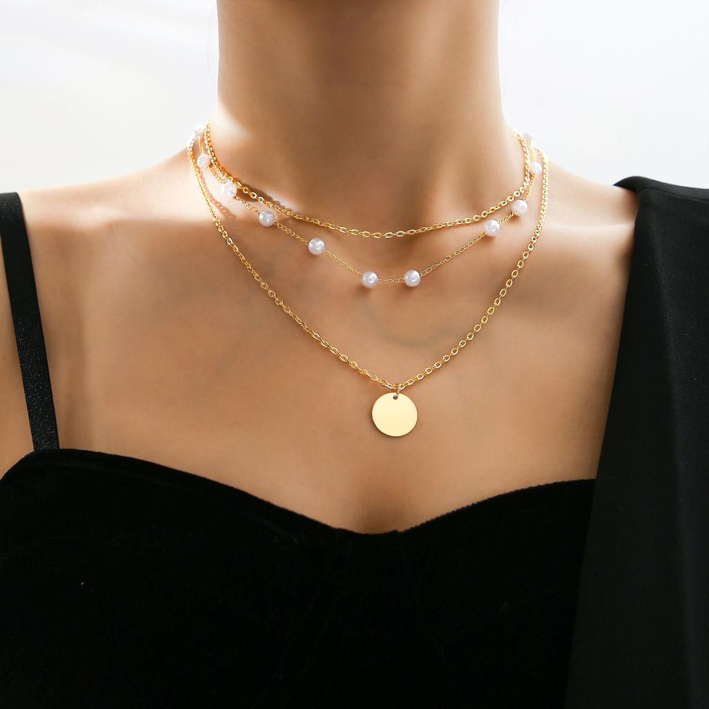 Hot-selling personality multi-layer stacked necklace necklace women's small strong strip pendant collarbone chain necklace