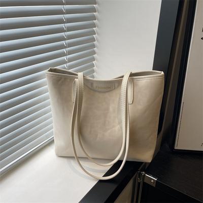 Large Capacity Tote Bag 2025 Autumn and Winter New Versatile Commuter Shoulder Underarm Bag Premium Texture Handbag
