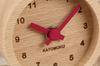 KATOMOKU Mini-Uhr rund rotes Holz Strand km-26