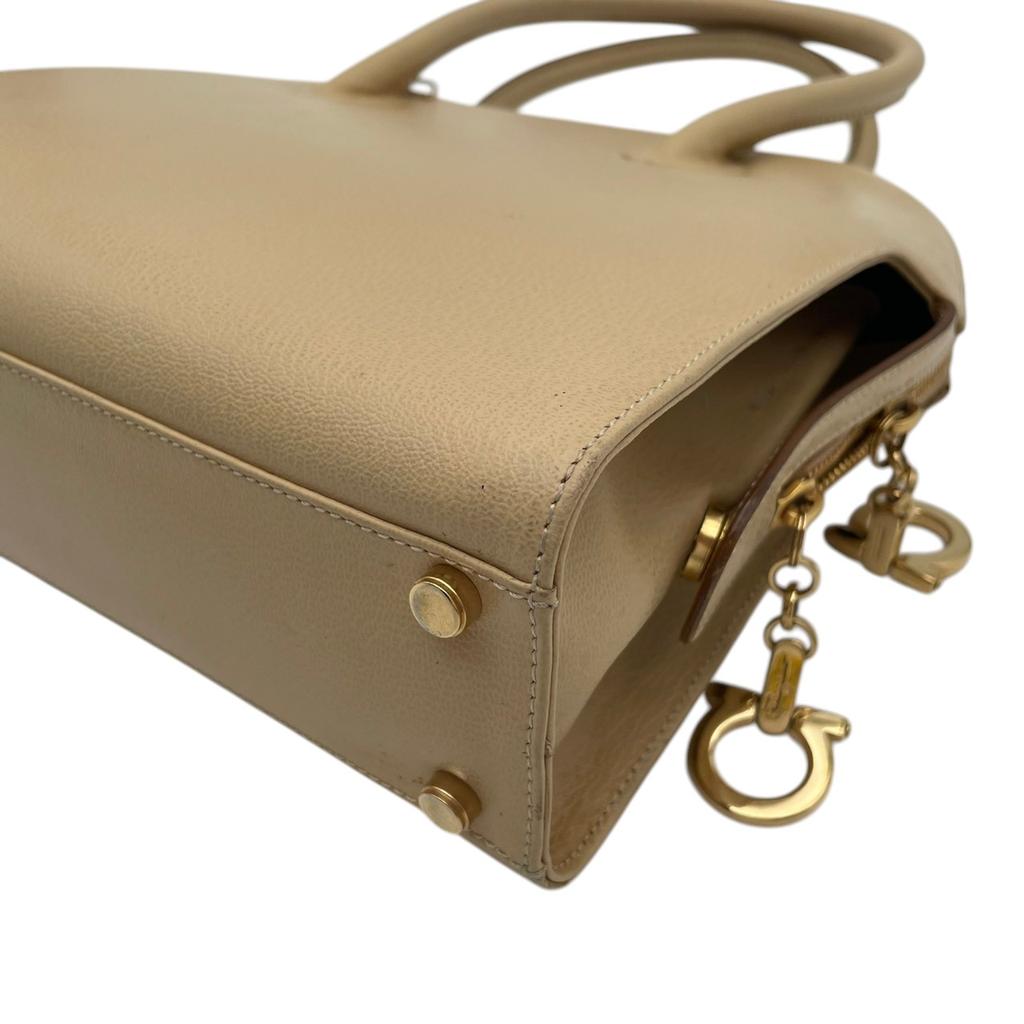 Used Salvatore Ferragamo HandbagHandbag Beige Leather Women