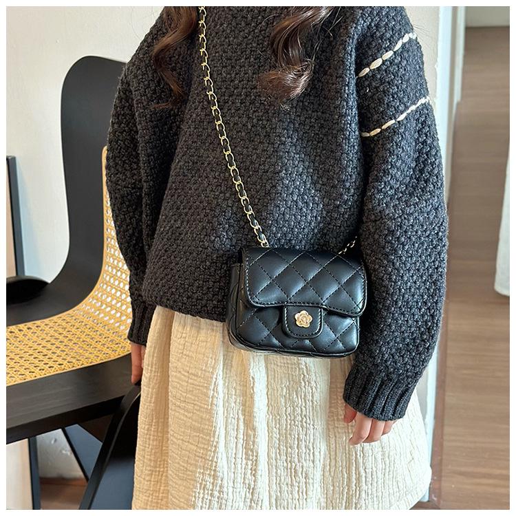 Mini Crossbody Chain Bag for Girls: Autumn/Winter Rhombus Style Lipstick Bag