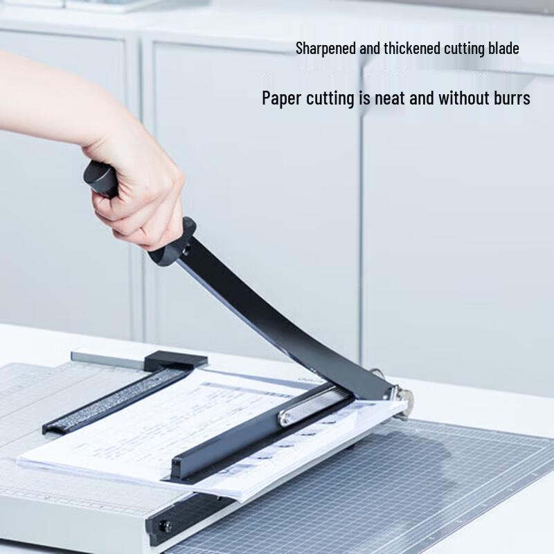 Deli 8012 Papiercutter CN-Stecker (Adapter enthalten)
