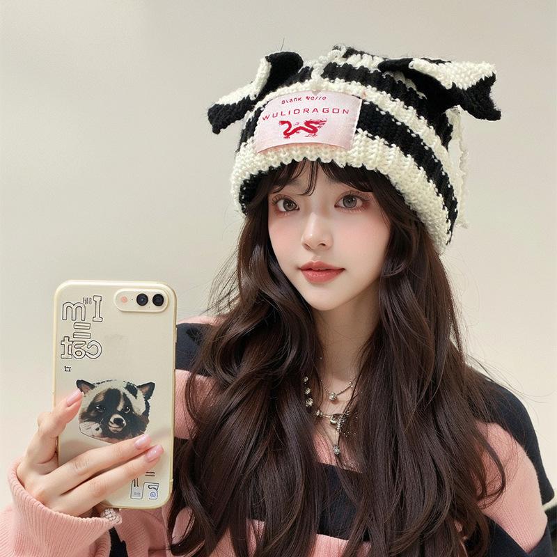 Korean Version of the New Knitted Hat Contrasting Colors Cute Pig Ears Thickened Wool Hat Women's Cold and Warm Cold Hat