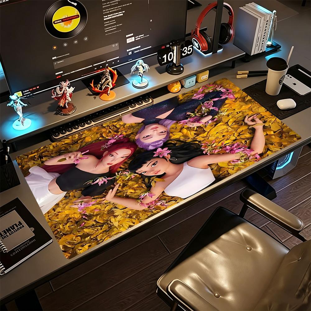 Urban kpop Large Mouse Pad Gamer Mousepad Desktop Mouse Pad Non-Slip Rubber Base Office and Gaming Desk Decoration