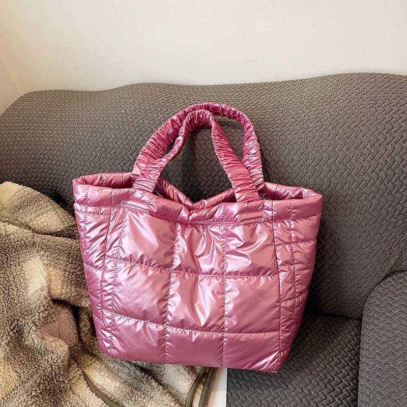 Autumn and Winter Cotton Bag Casual Large-capacity Tote Bag Women's 2025 New Trendy Fashion Diamond Commuter Shoulder Armpit Bag