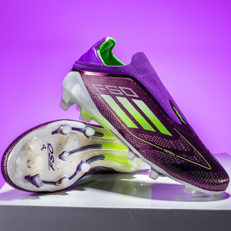 Ghete de fotbal băieți, adolescenți, studenți, unghii rupte femei, crampoane, competiții, adidași de antrenament