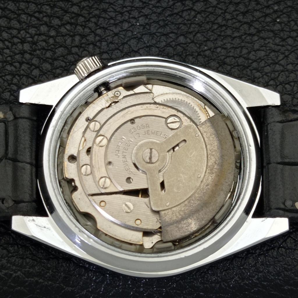 JAPAN VINTAGE SEIKO 5 AUTOMATIC REFURBISHED MENS GREEN DIAL WATCH a440574-4 Sk-a440574