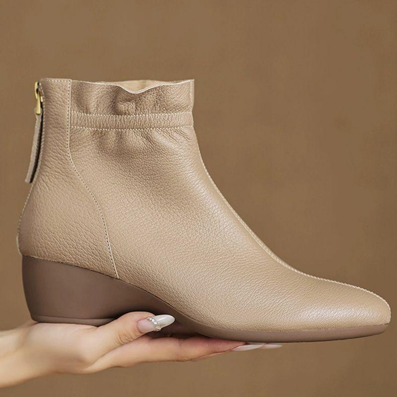 ~ French small ankle boots~ 2024 autumn and winter new product simple wedge heel women's short boots soft leather thick heel and ankle boots single b