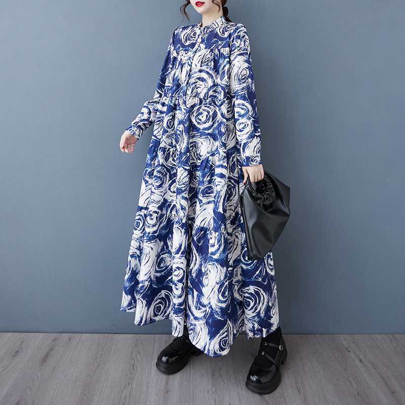 Women's Loose and Fashionable Long Sleeved Mid Length Dress