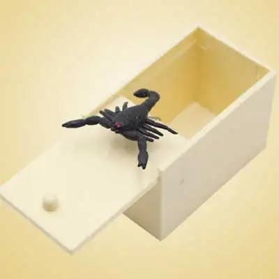 Funny Scare Hidden Spider and scorpion Prank Box Case High Quality Prank Scarebox Interesting Play Trick Prank Toys
