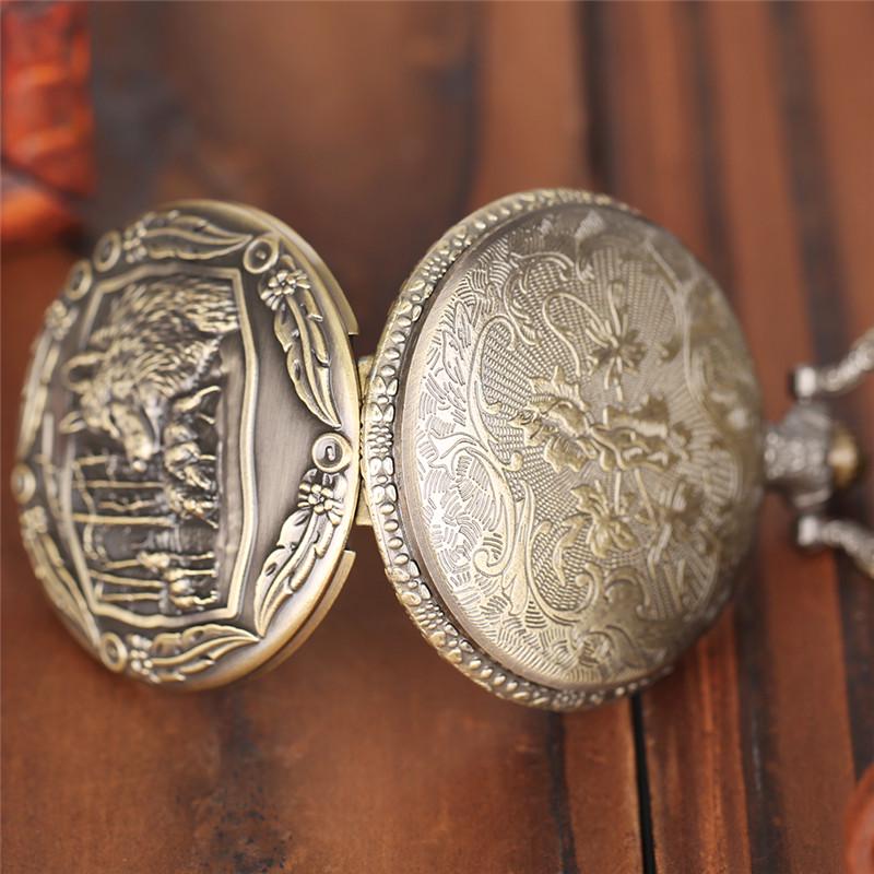 Vintage Bronze Wolf Animal Head Relief Quartz Pocket Watch with Necklace Chain Pendant Great Gift for Men's Kids Clock Watch