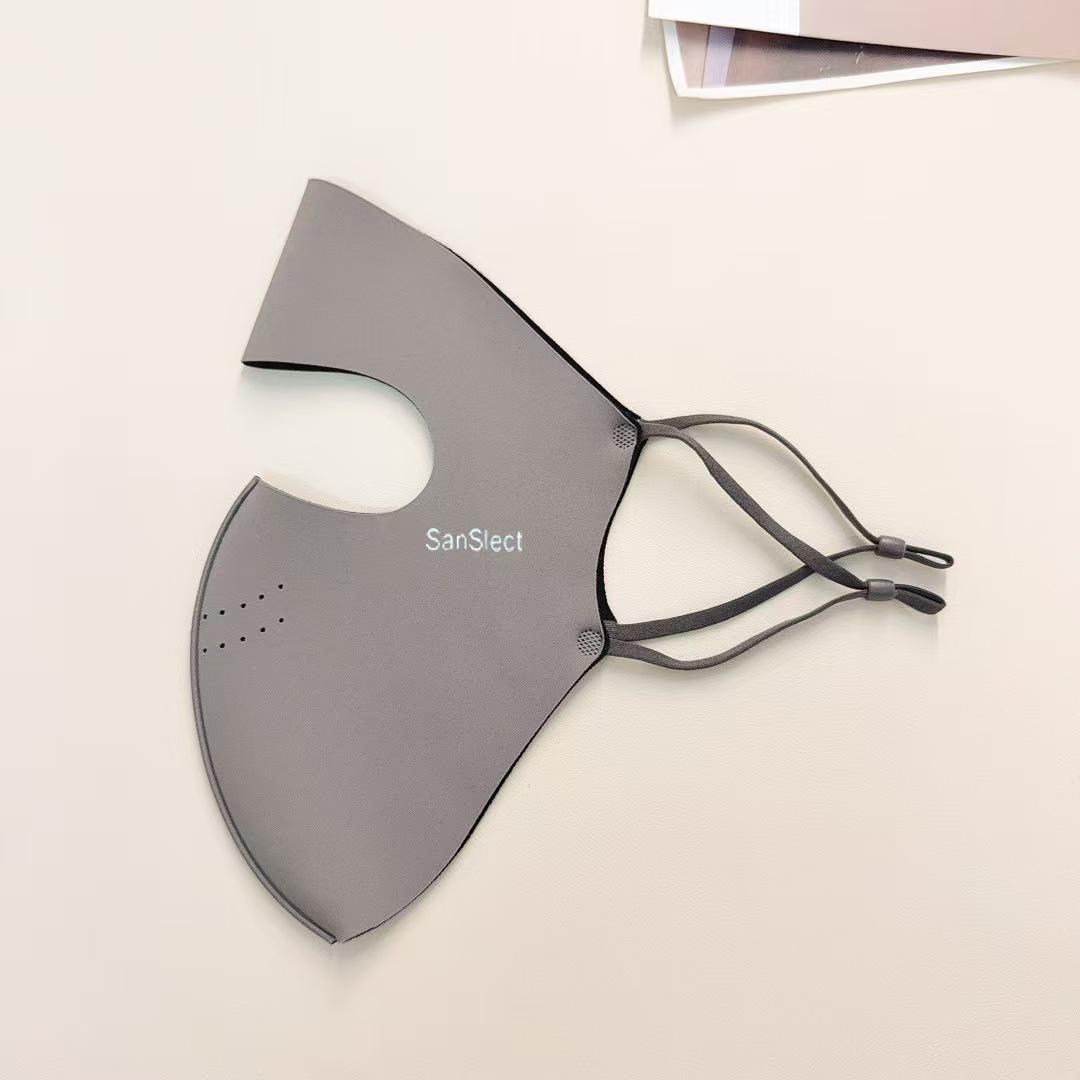 Ladies  Full Face Windproof Winter Mask - Warm & Cold-Proof for Cycling One Size
