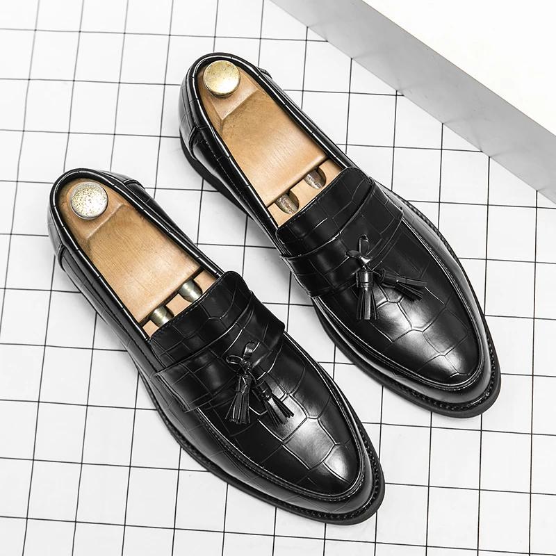 Fashion Men's Slip-on Casual Business Shoes Crocodile Grain Microfiber Leather Buckle Mens Party Wedding Loafers Men Driving Flats Male