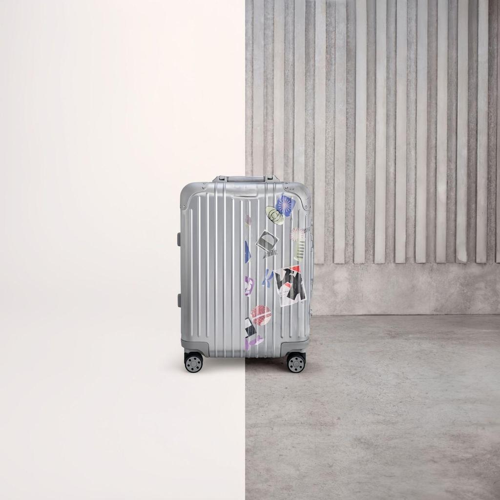 Aluminum-Magnesium Alloy Trolley: Unisex 20” Cabin Suitcase with Universal Wheels & 24” Password Box.