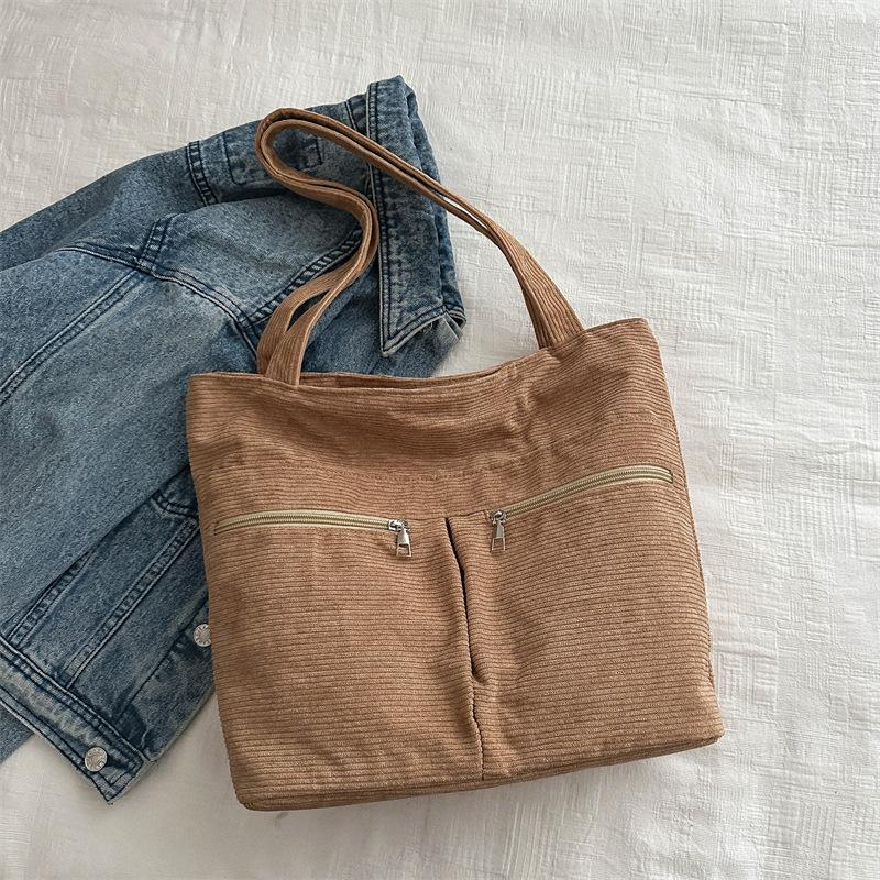 

Корейская версия повседневной сумки, сумочка 2025 весна новая универсальная ins сумка на плечо под мышку, урок макияжа, модная сумка-тоут коричневый