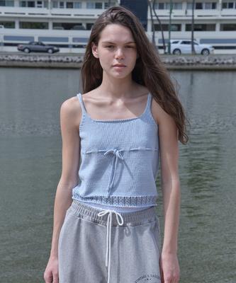Sseomweeobeoteo Poin Sleeveless Knit - Light Blue