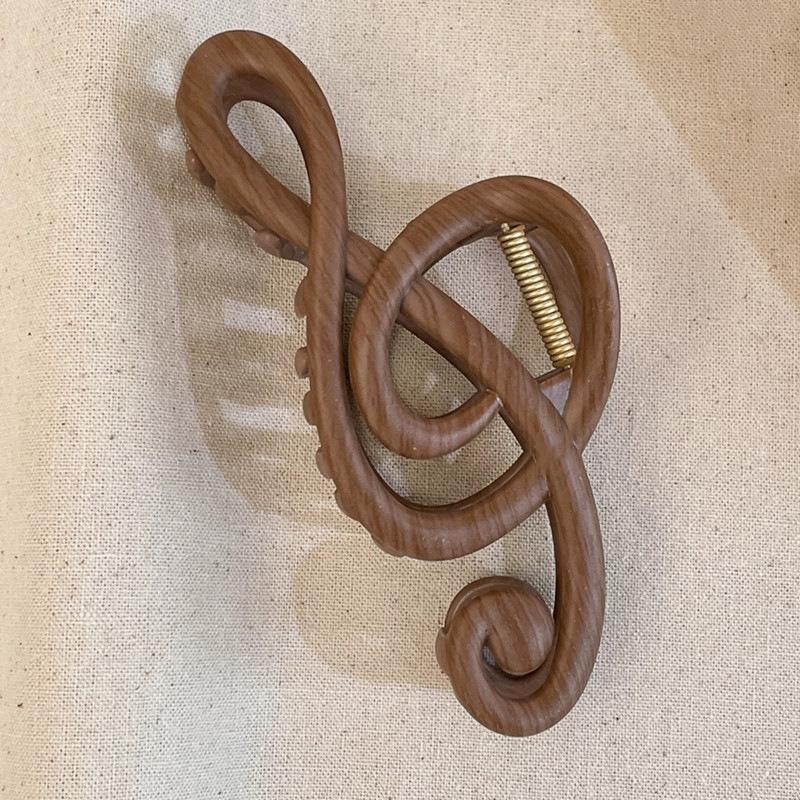 Vintage Wave Combing Hairpin for Women, High-end Style, with Large Clasp At The Back of The Head, Resembling A Big Shark Clip.