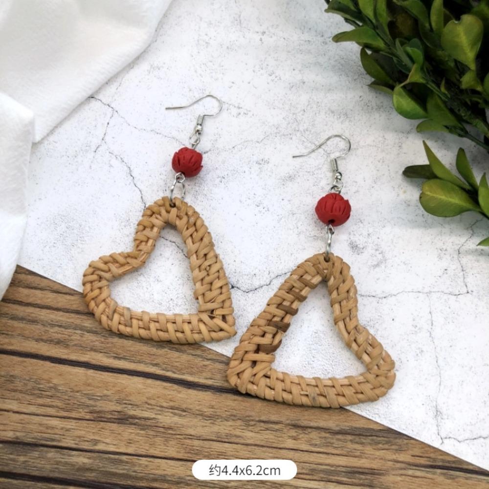 Vintage Mori Grass and Rattan Woven Handmade Earrings Bohemian Vacation Style Stud Earrings Female Ethnic Style Summer Ear Jewelry
