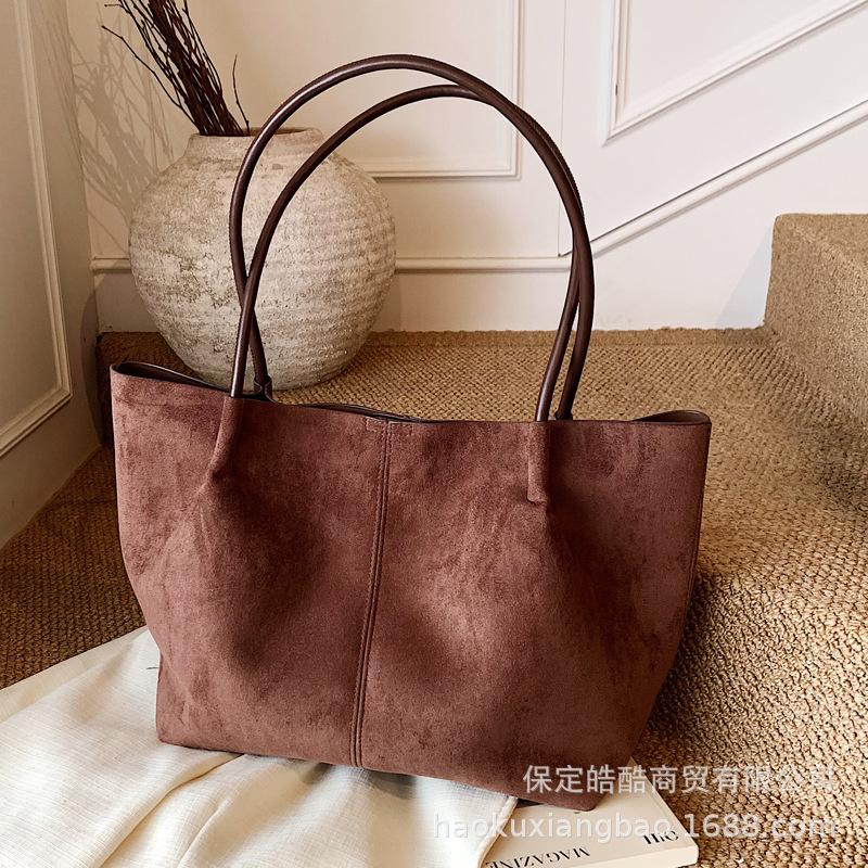 Frosted Retro Bag Women's Large Capacity 2025 New Autumn and Winter Versatile Shoulder Underarm Bag Commuter Tote Bag