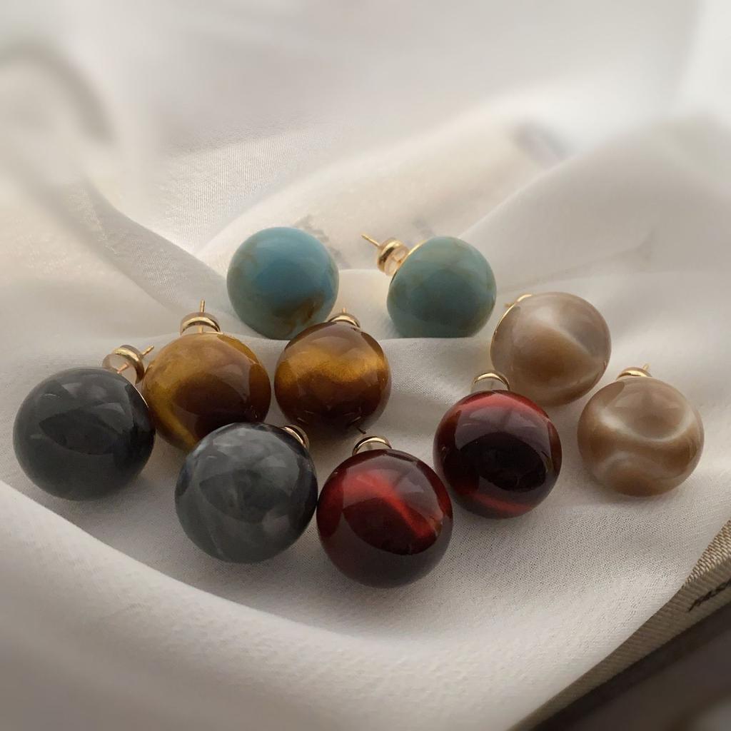 Natural Resin Color Sphere Stud Earrings Niche Medieval Temperament Advanced Simple Electroplating Real Gold Versatile Earrings