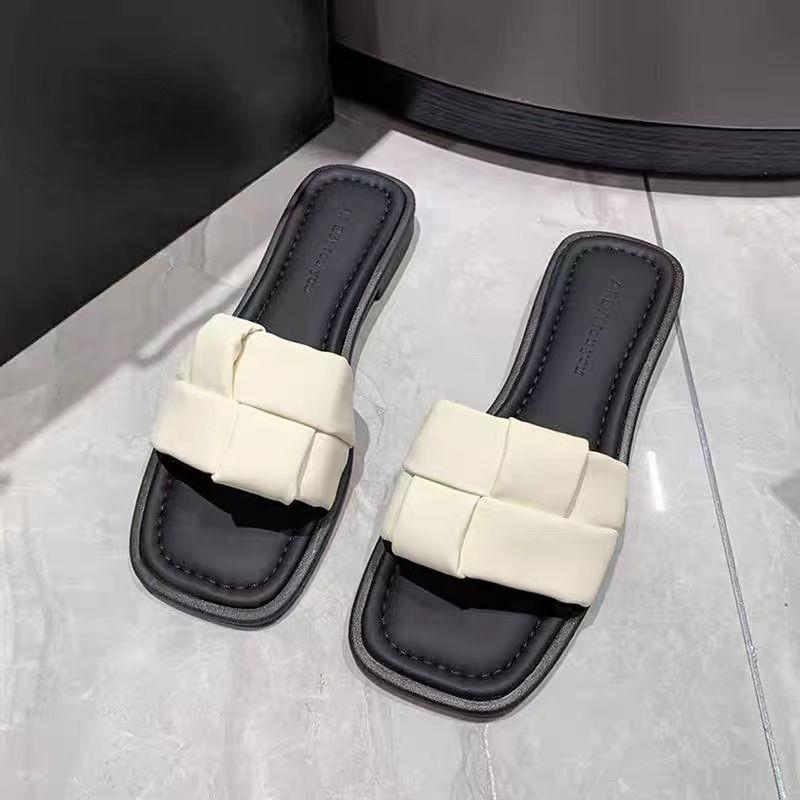 

Женские летние шлепанцы на низком каблуке 2025 новая плетеная модная крутая обувь 40