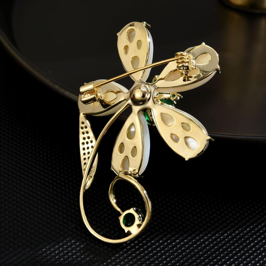 Designer High-End Emerald Imitation Agate Fritillary Flower Brooch Luxury Exquisite Temperament Pin Jewelry
