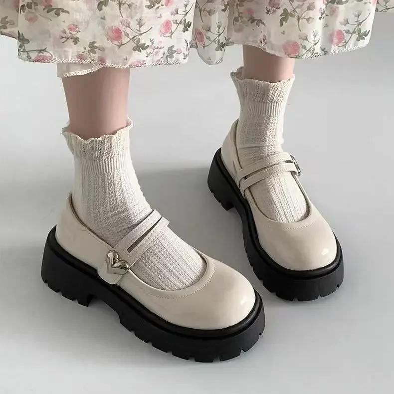 Fashion Loafers Women Autumn New Black Platform Flats Shoes Women Loafers Slip On Boat Shoes Designer Casual Leather Oxfords