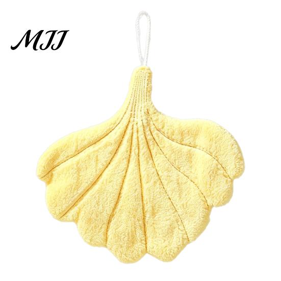 Hanging Loop Hand Towel Leaf Shape Towel, Soft Absorbent with Loop, Thickened Coral Velvet Cute Maple Ginkgo Design for Kitchen Bathroom Drying