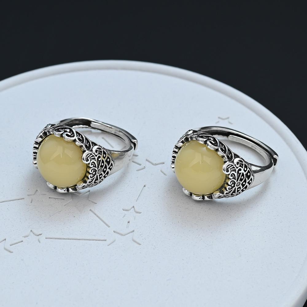 Yellow Gemstone Cloud Ring for Women: Light Luxury, High-End Feel, Retro Trend, Adjustable National Style Index Finger Accessory.