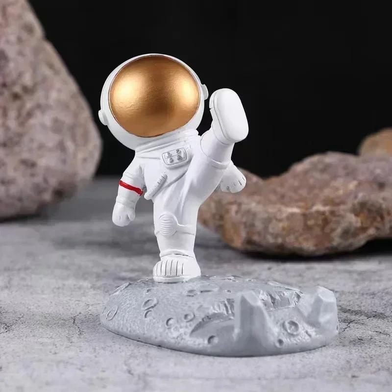 Astronaut Mobile Phone Stand Universal Support Frame Flat Stand Bed Decoration Lazy Stand Creative Decoration Car Decoration