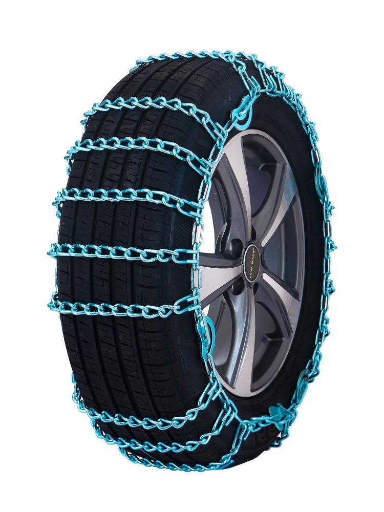 Universal Winter Tire Chains for Cars, SUVs, and Trucks – Anti-Skid Iron Chains for Snow and Off-Road Conditions.