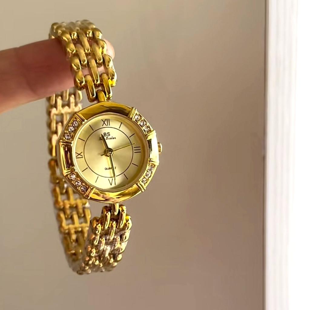 New Women'S Fashion Watch, Luxurious Gold, Vintage Style, Ladies' Quartz Watch, Casual And Elegant, High-End Women'S Wristwatch.