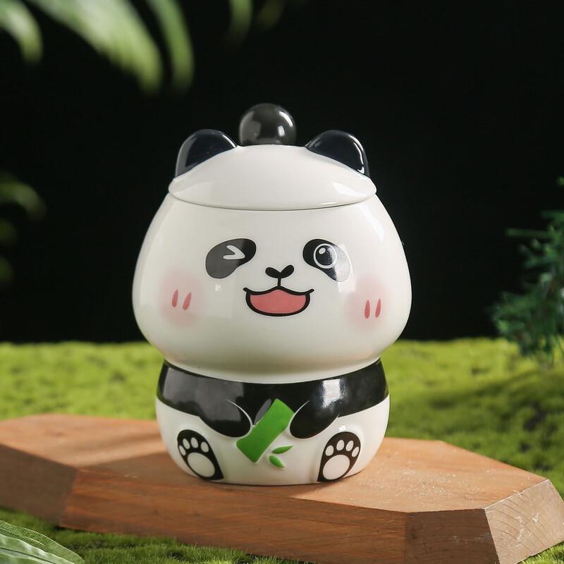 

Embossed Panda Ceramic Mug with Lid and Spoon