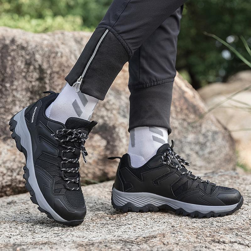 Men's Outdoor Hiking Shoes Hiking Off-road Mesh Breathable Wear-resistant Non-slip Size 36-46 Couple Sneakers