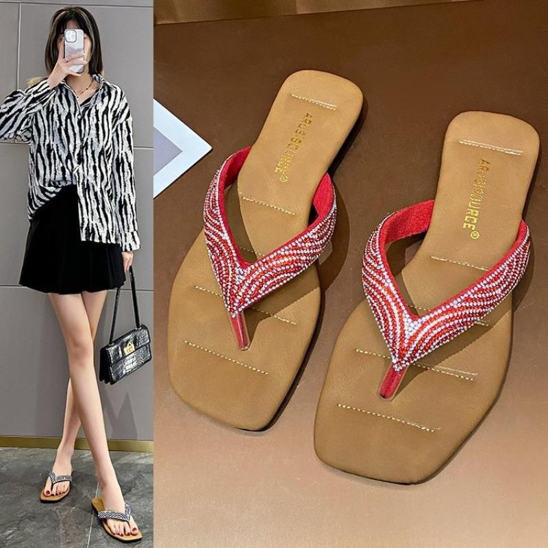 

Pinch-in flip-flops shoes women s summer new large size comfortable outer flat beach shoes 36