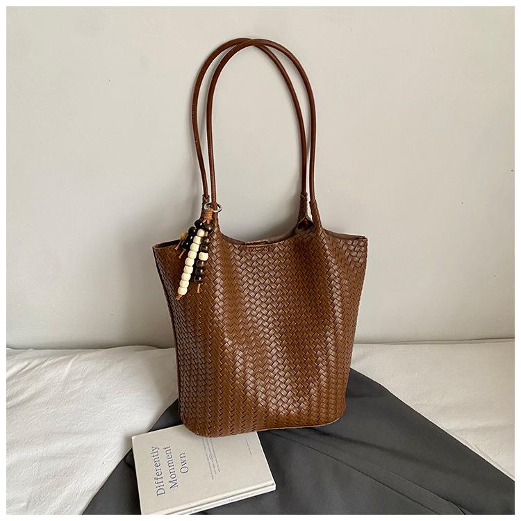 Autumn Woven Pattern Big Bag Women's 2025 New Fashion Retro Underarm Tote Bag Large Capacity Commuter Shoulder Bag